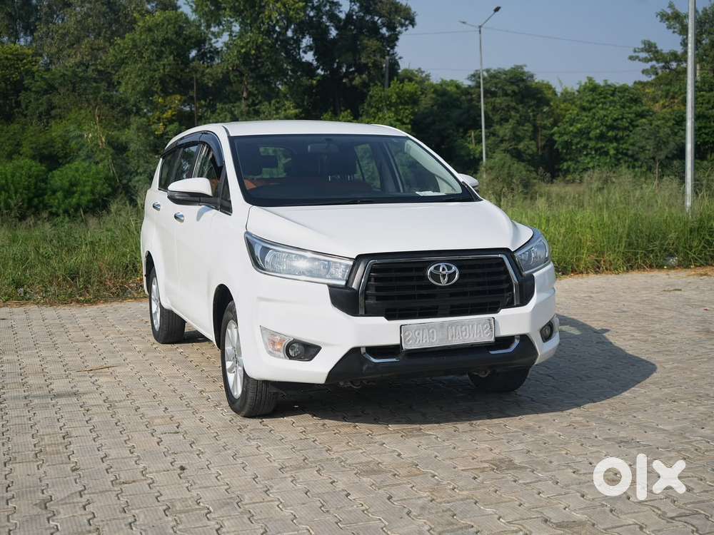 Toyota Innova Crysta 2.4 Gx Mt, 2017, Diesel