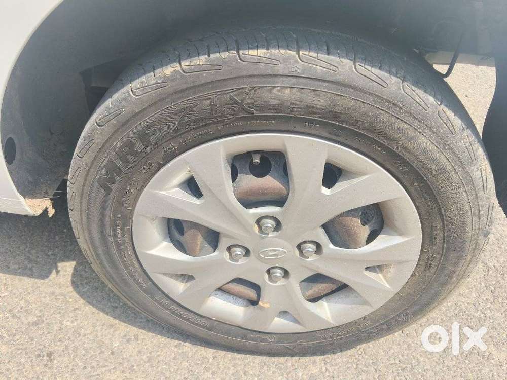 Hyundai Grand I10 Sportz, 2014, Petrol
