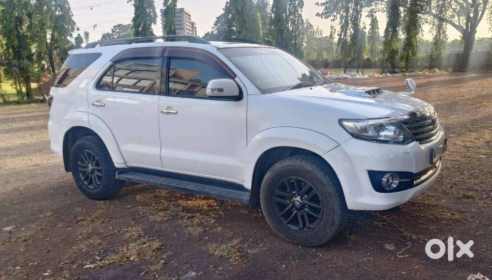Toyota Fortuner 3.0 4x2 Mt, 2015, Diesel