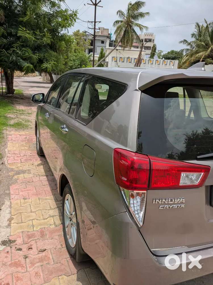 Toyota Innova Crysta 2019