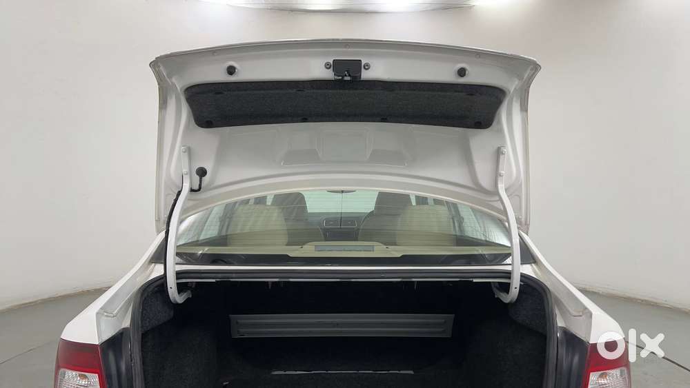 Skoda Rapid 1.6 Mpi Style, 2016, Petrol