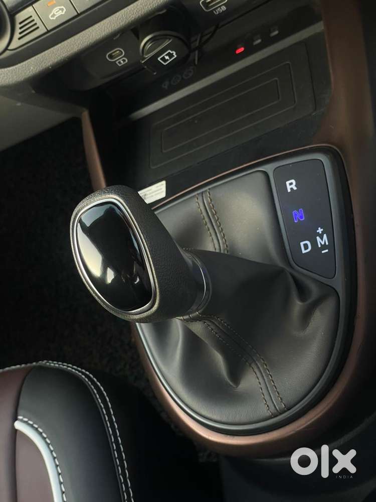 Hyundai Aura 1.0 Sx Plus Petrol, 2024, Petrol