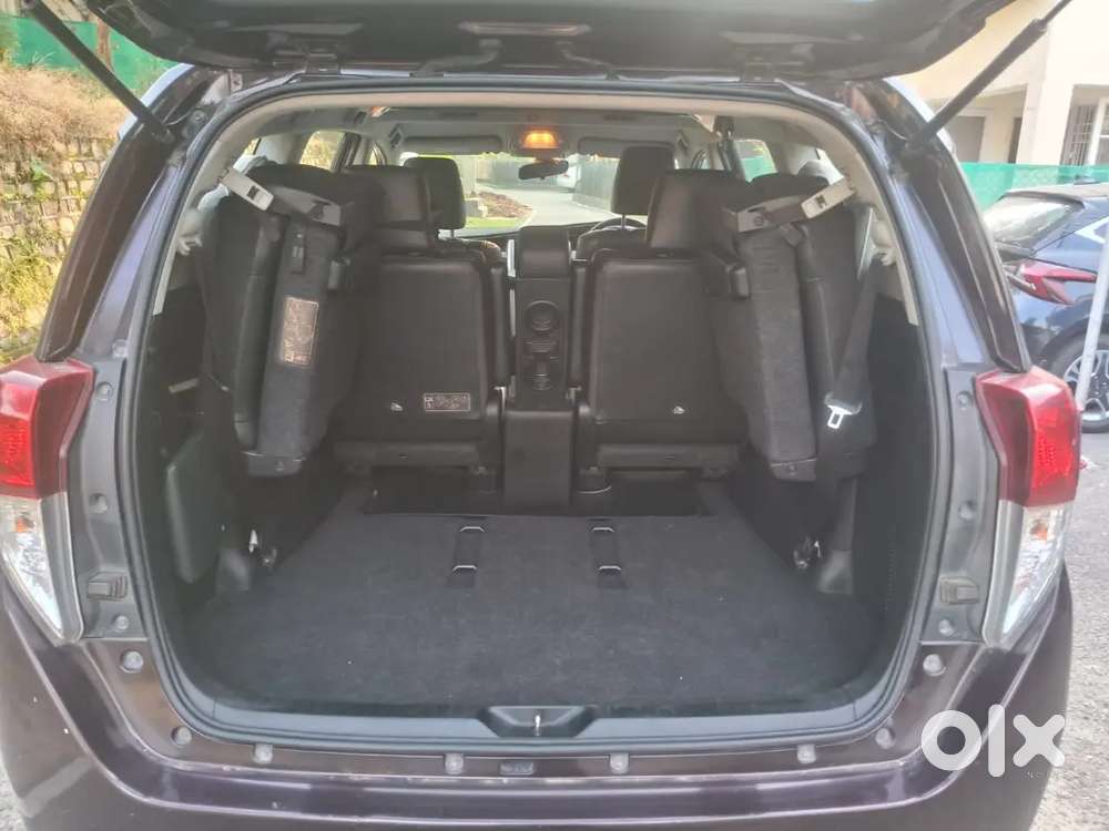 Toyota Innova Crysta 2017 Diesel Manual 115000 Km