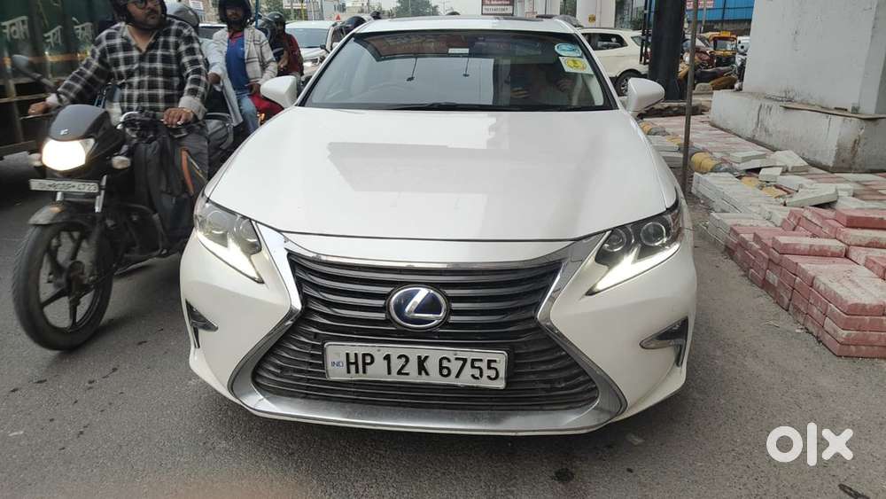Lexus Es 300 Hybrid 2017 Petrol Good Condition