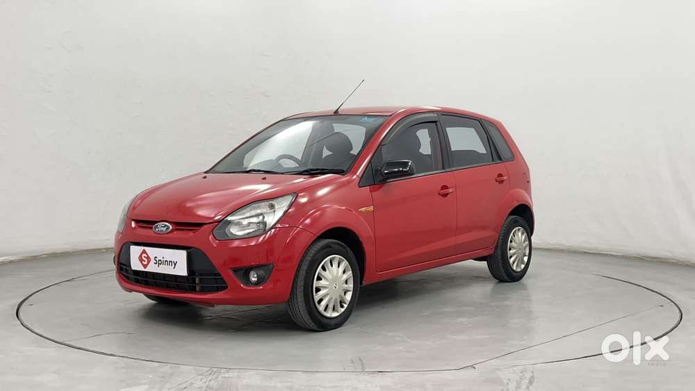 Ford Figo 2010-2012 Petrol Titanium, 2011, Petrol