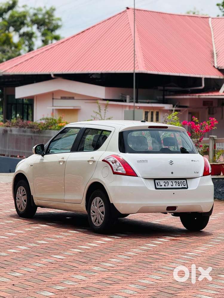 Maruti Suzuki Swift Vxi, 2015, Petrol
