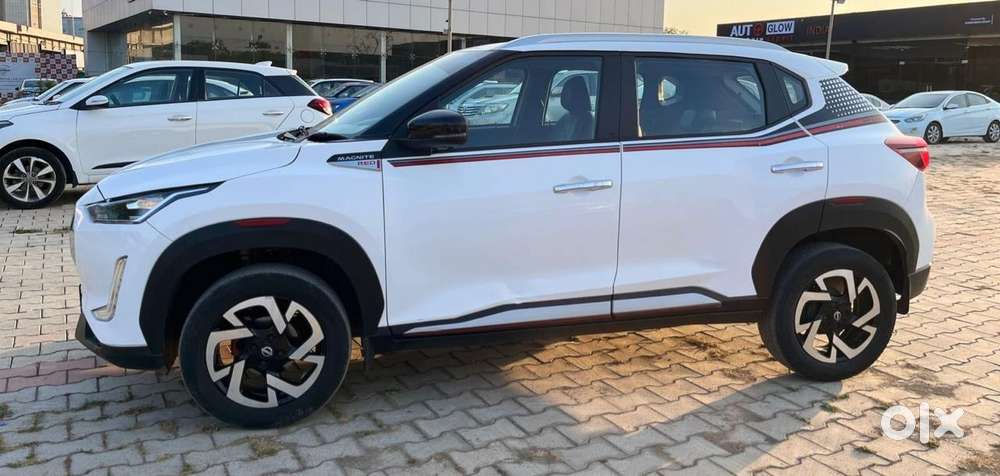 Nissan Magnite 1.0 Xv, 2023, Petrol