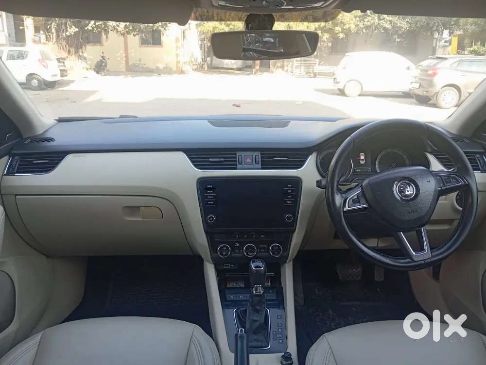 Skoda Octavia 2017 Petrol 990000 Km Driven