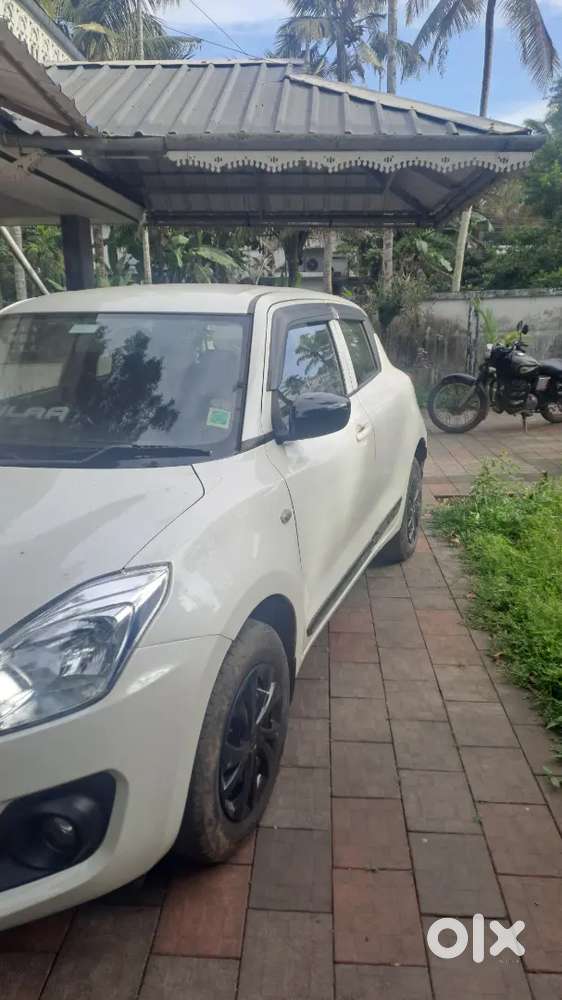 Maruti Suzuki Swift Lxi 2021