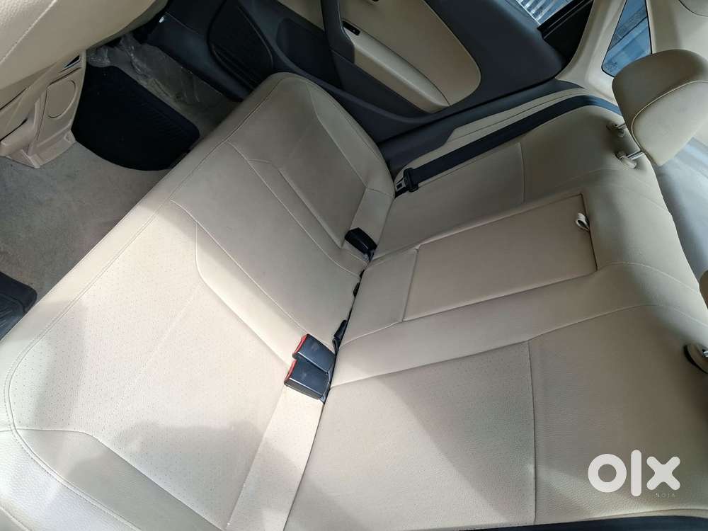Volkswagen Vento 1.2 Tsi Highline At, 2016, Petrol