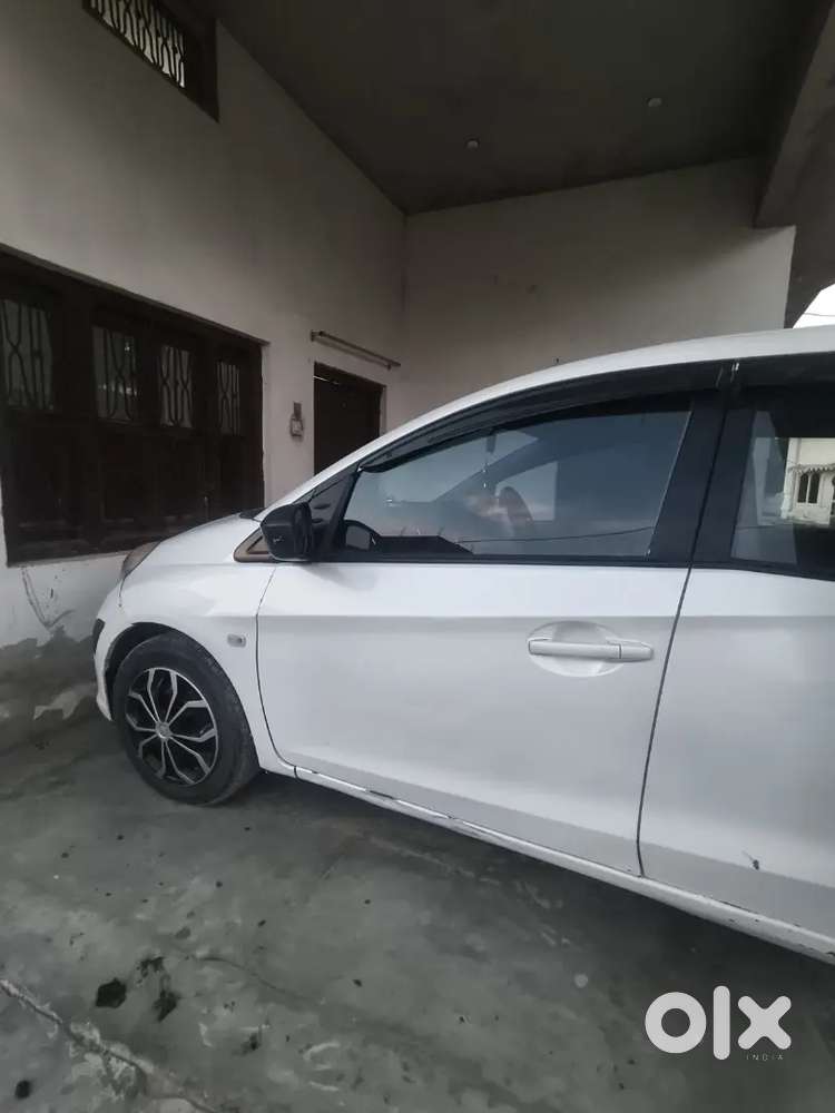 Honda Mobilio Diesel 2015