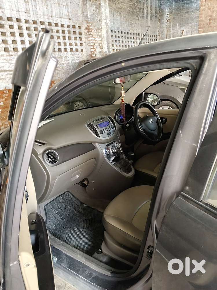Hyundai I10 Sportz 2014