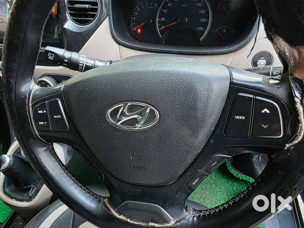 Hyundai Grand I10 Asta Option, 2017, Petrol
