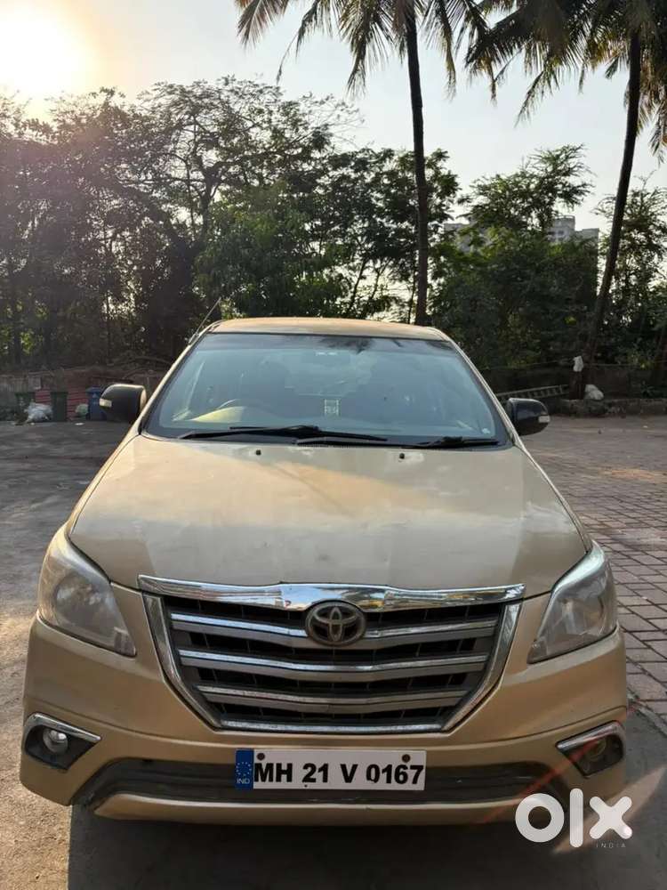Toyota Innova 2007 Diesel 300000 Km Driven