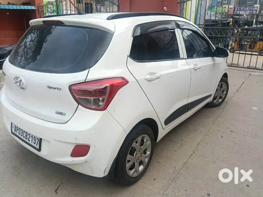 Hyundai Grand I10 Sportz 2016
