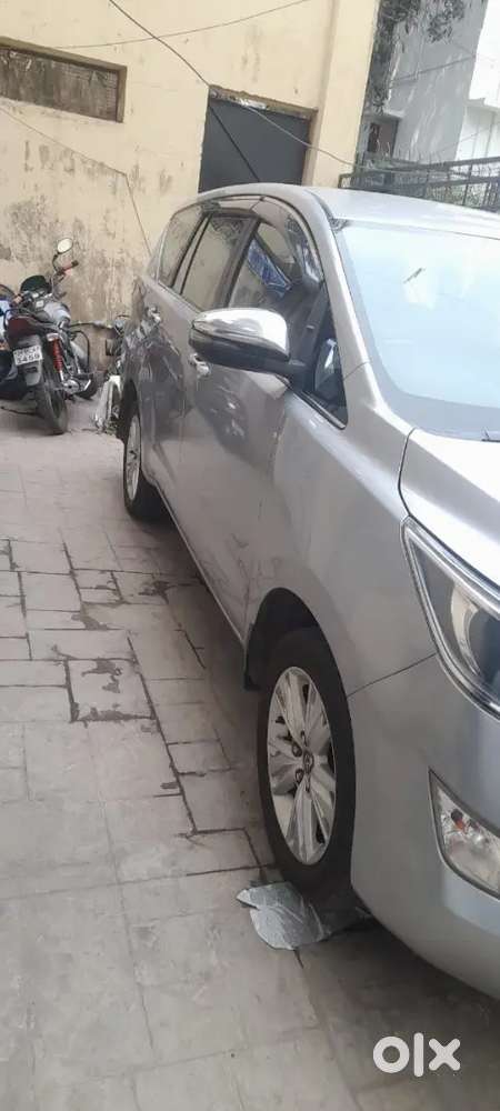 Toyota Innova Crysta 2017