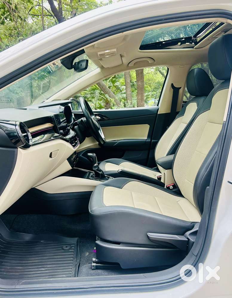 Skoda Slavia 1.0 Tsi Style At, 2022, Petrol
