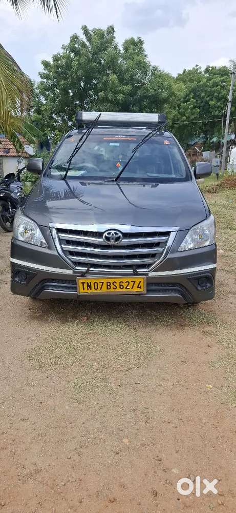 Toyota Innova 2012 Diesel 325000 Km Driven