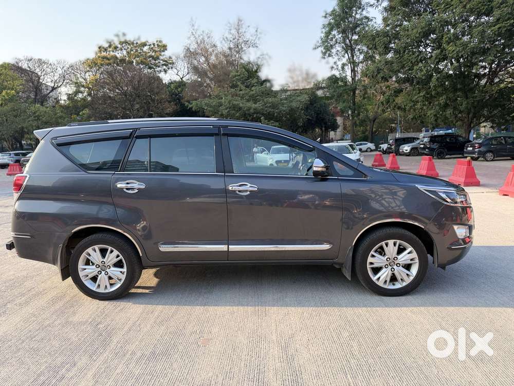 Toyota Innova Crysta 2.4 Z 7 Str, 2016, Diesel