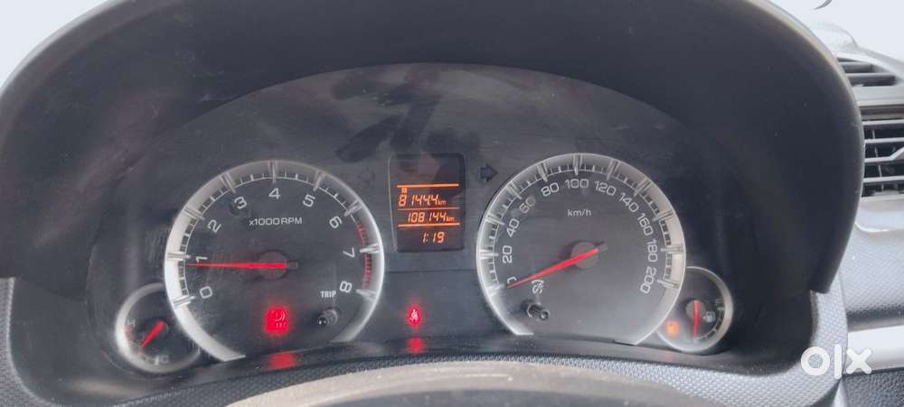 Maruti Suzuki Swift Vxi + Manual, 2017, Petrol