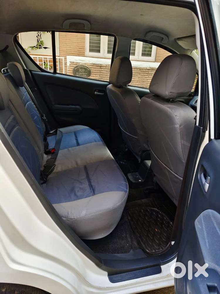 Maruti Suzuki Ritz Vxi, 2011, Petrol