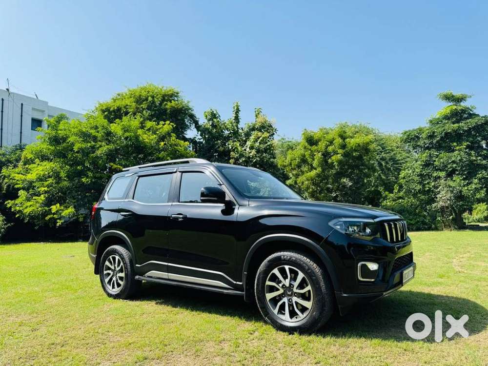 Mahindra Scorpio-n 2.0 Z8 L Petrol At 7 Str, 2025, Petrol