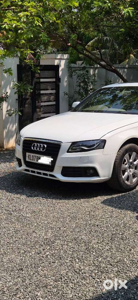 Audi A4 2.0 Premium Plus 40 Tfsi, 2010, Petrol
