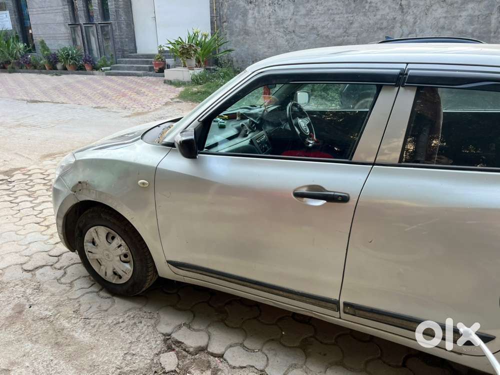 Maruti Suzuki Swift Lxi Petrol