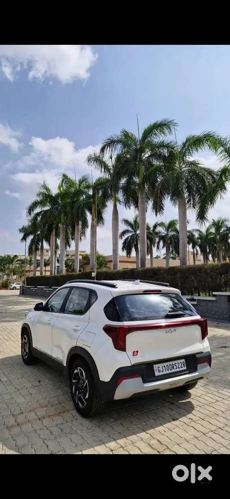 Kia Sonet 2024 Diesel 6000 Km Driven