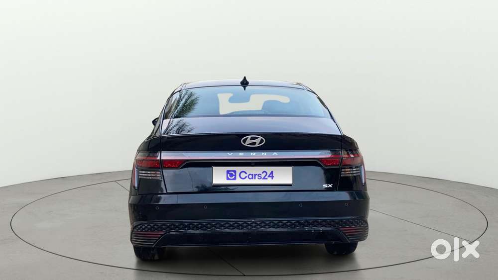 Hyundai Verna 1.5 Sx Ivt, 2023, Petrol