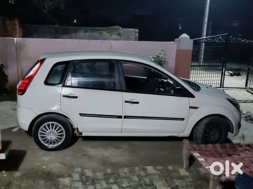 Gaadi Me Koi Dikat Nhi Hai