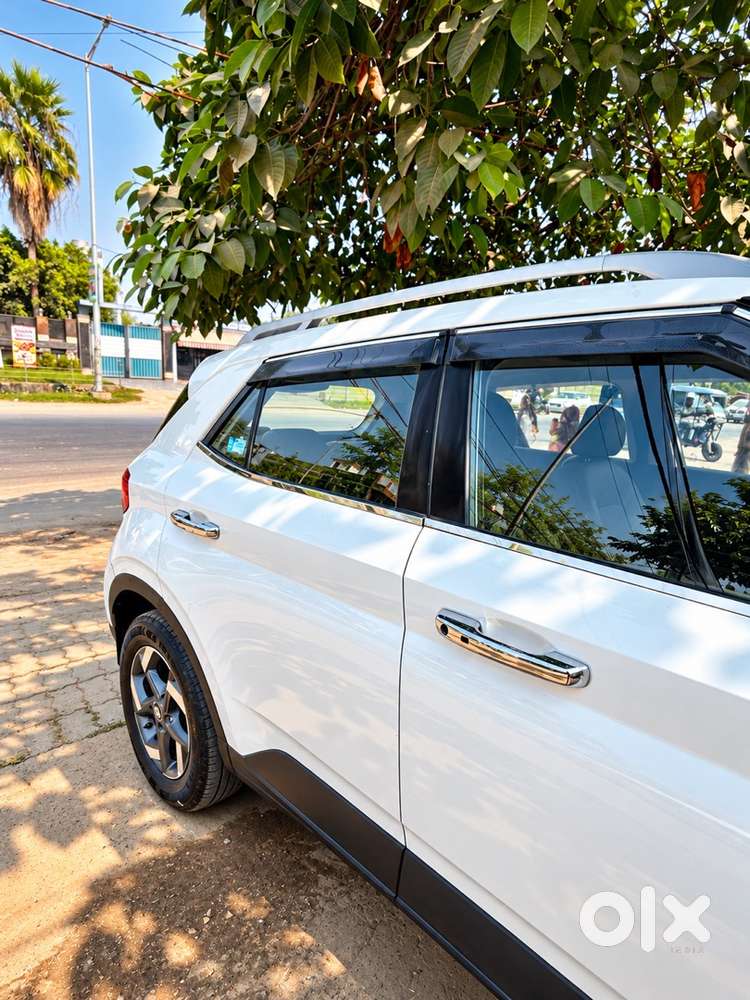 Hyundai Venue Sx(o) Manual Diesel 2019