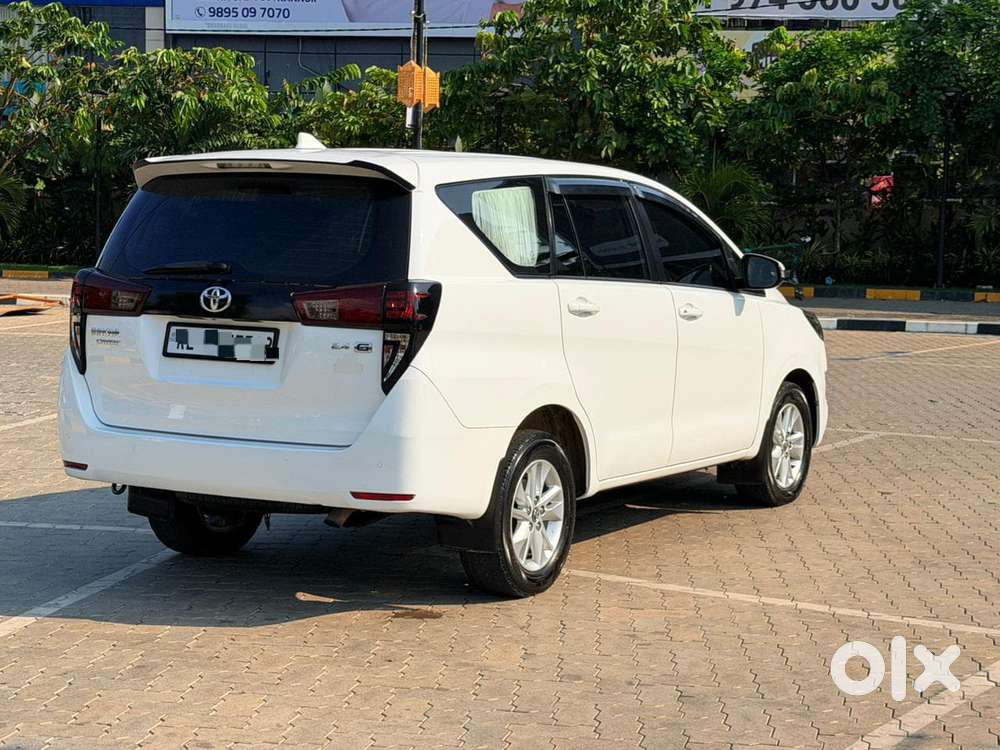 Toyota Innova Crysta 2.4 G Mt 7 Str, 2019, Diesel
