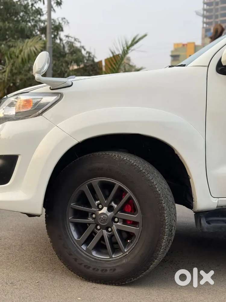 Toyota Fortuner 2015 Diesel Well Maintained