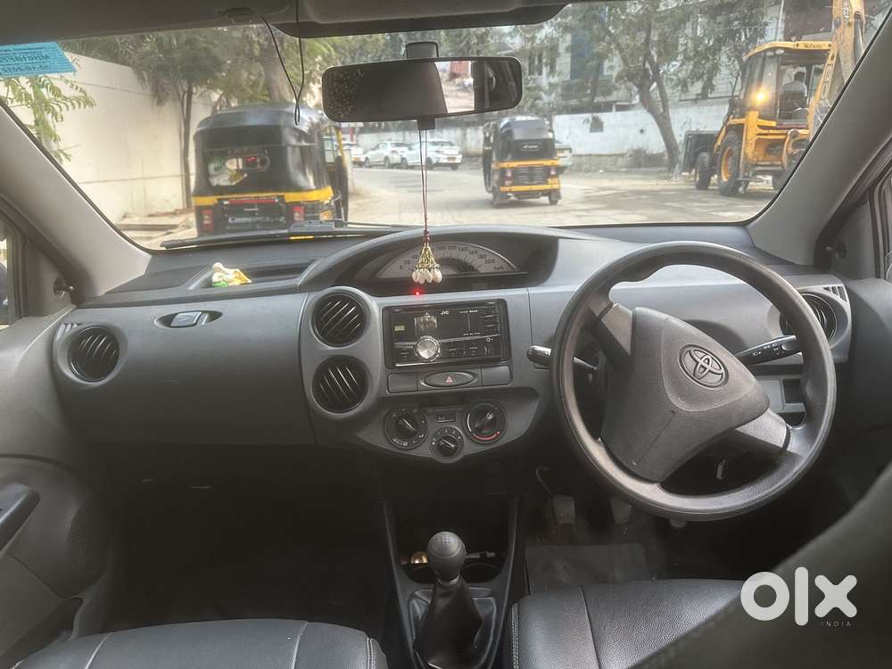 Toyota Etios Liva 2011-2012 G, 2012, Petrol