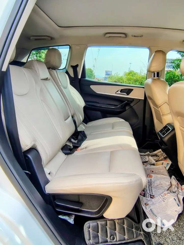 Mahindra XUV700 2.2 AX 7 Diesel MT Str, 2023, Diesel