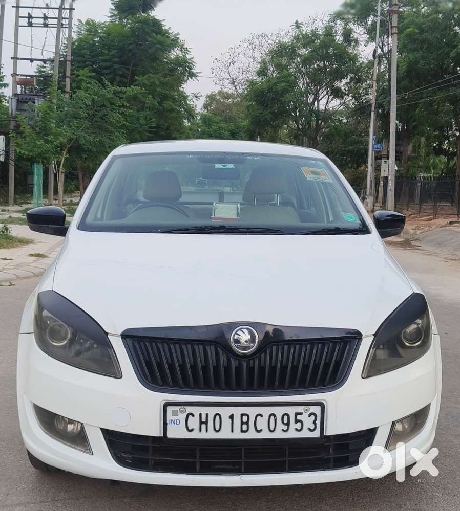 Skoda Rapid 1.5 Tdi At Ambition With Alloy Wheel, 2015, Diesel