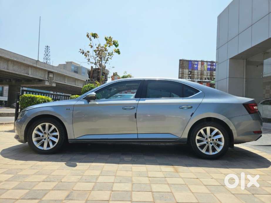 Skoda Superb 2.0 L&k Tsi At, 2016, Petrol
