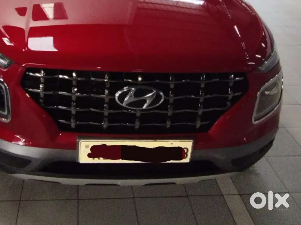 Hyundai Venue 2021 Petrol – Excellent Condition