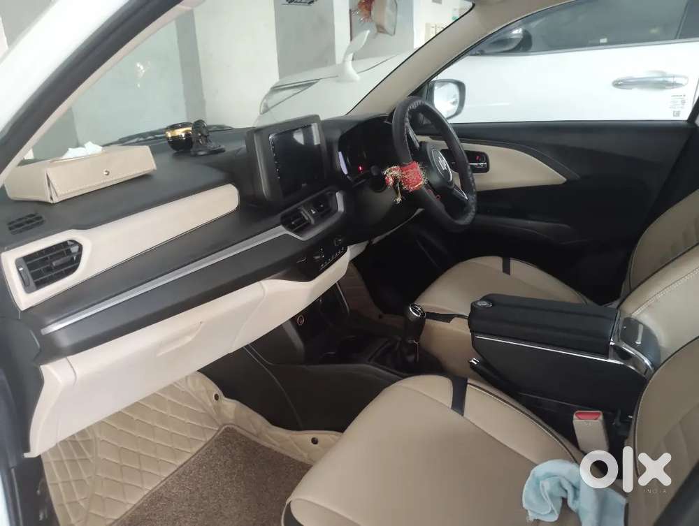 Maruti Suzuki Dzire 2015