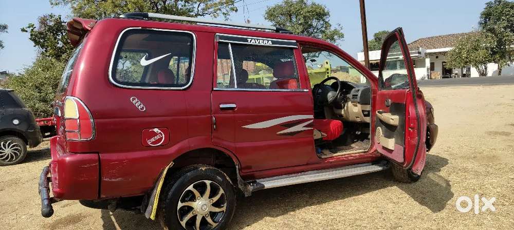 Chevrolet Tavera Neo 2015 Diesel 186000 Km Driven