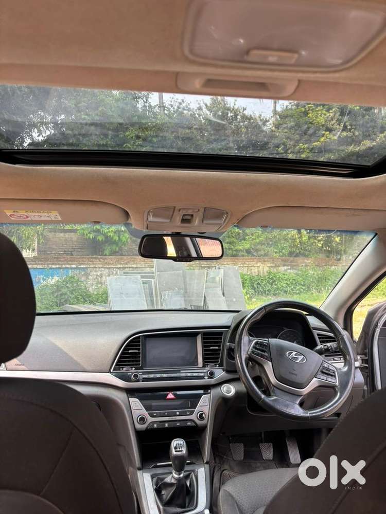 Hyundai Elantra 2019 Petrol Well Maintained