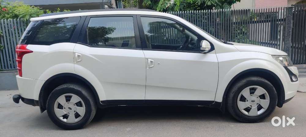 Mahindra Xuv500 At 2017