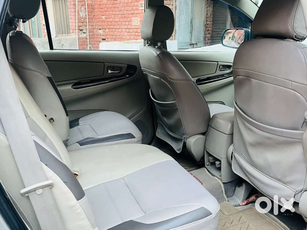 Toyota Innova 2013 Diesel Well Maintained