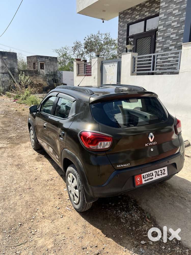 Kwid Rxt 1.0 Showroom Condition