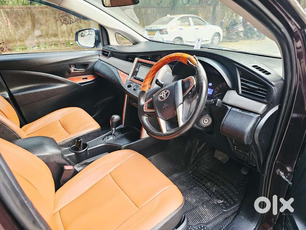 Toyota Innova Crysta