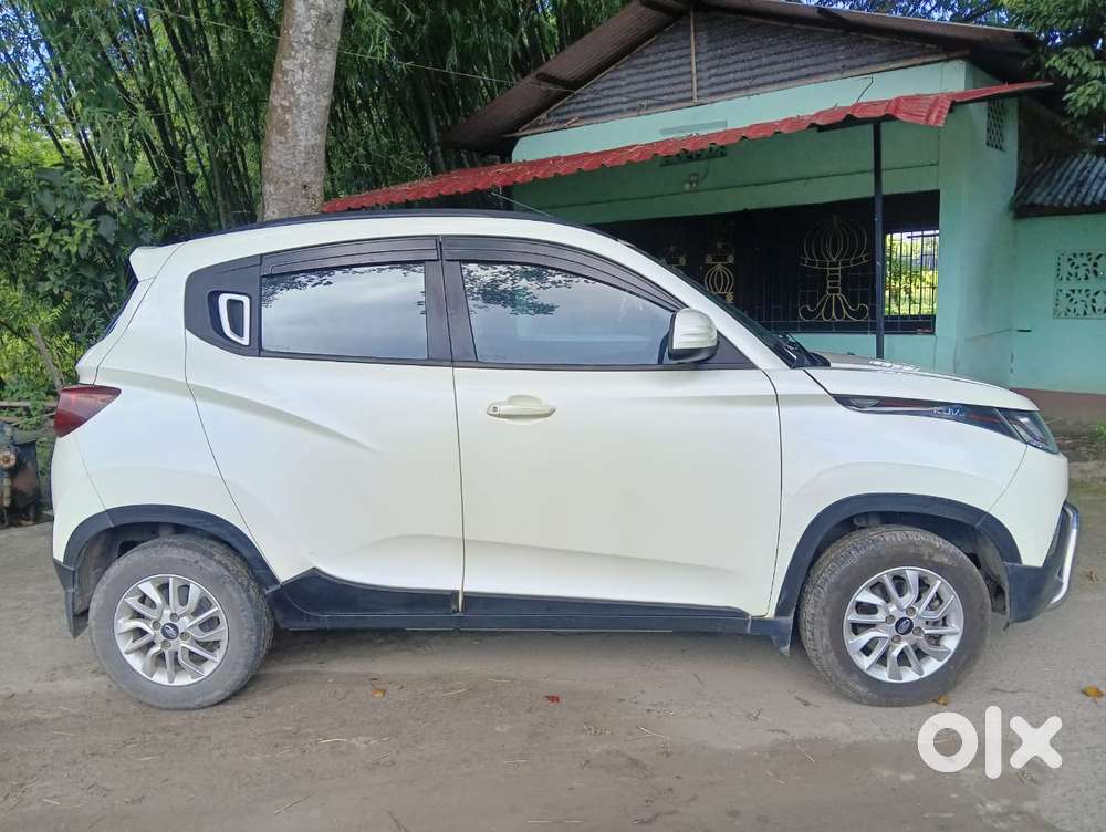 Mahindra Kuv 100 K8 5str, 2016, Petrol