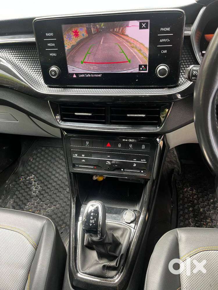 Skoda Kushaq 1.0 Tsi Style At, 2022, Petrol