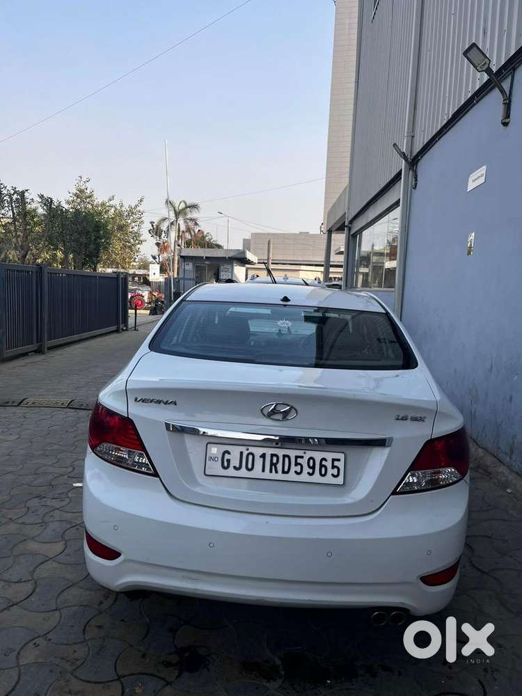 Hyundai Verna 2013 November Top 1.6sx Model