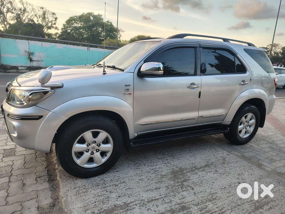 Toyota Fortuner 3.0 4x4 Manual, 2010, Diesel